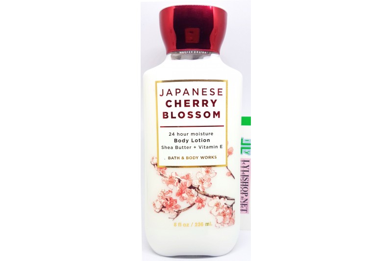Dưỡng thể Body Lotion Japanese Cherry Blossom chai 236ml hãng Bath & Body Works từ Mỹ