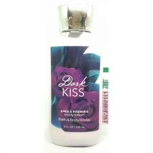 Dưỡng thể Bath & Body Works Dark Kiss body lotion 236ml từ Mỹ