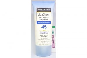 Kem Chống Nắng Neutrogena Ultra Sheer Dry Touch Sunscreen SPF 45 tuýp 88ml từ Mỹ