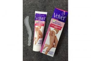 Kem tẩy lông chân tay Velvet 100ml từ Nga Sentive Depilatory Cream